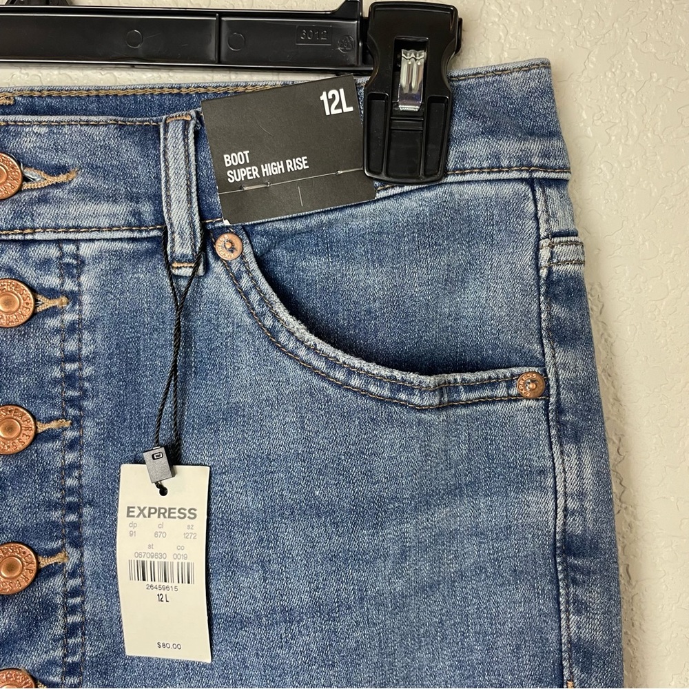 BNWT! Express Light Blue Bootcut Super High Rise Jeans Size 12L - Picture 3 of 10